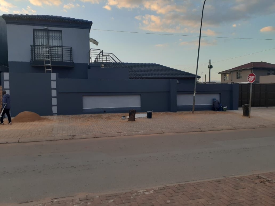 3 Bedroom Property for Sale in Protea Glen Gauteng