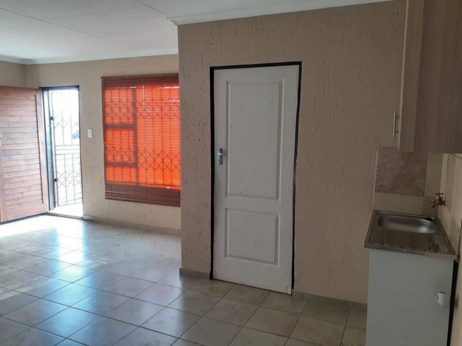 3 Bedroom Property for Sale in Protea Glen Gauteng
