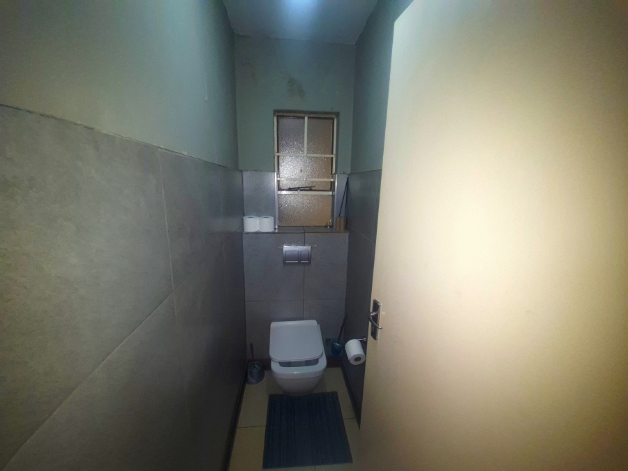 3 Bedroom Property for Sale in Whitney Gardens Gauteng