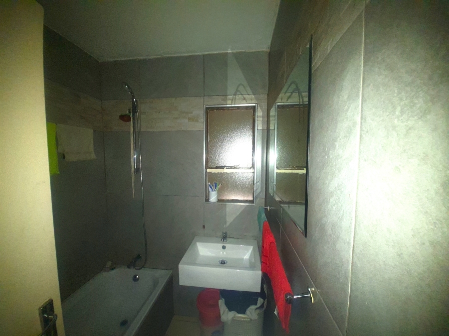 3 Bedroom Property for Sale in Whitney Gardens Gauteng