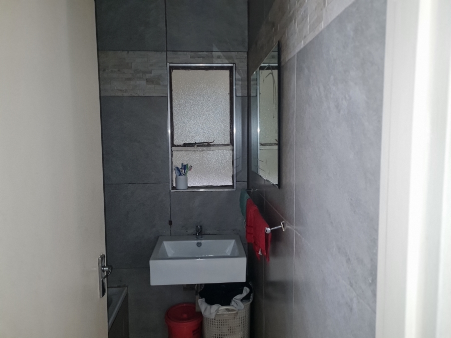 3 Bedroom Property for Sale in Whitney Gardens Gauteng