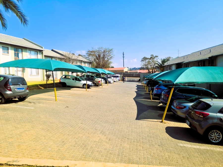 3 Bedroom Property for Sale in Whitney Gardens Gauteng
