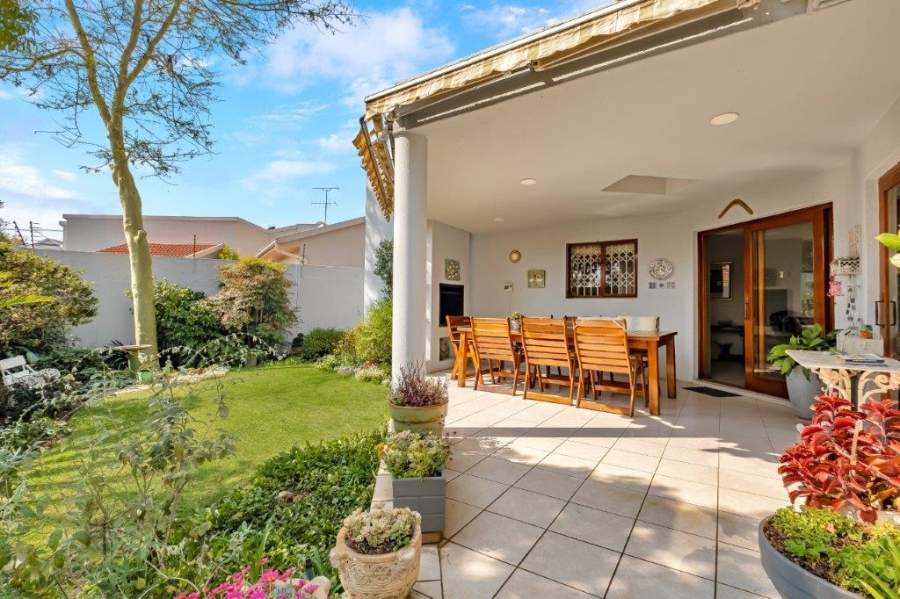 3 Bedroom Property for Sale in Bryanston Gauteng