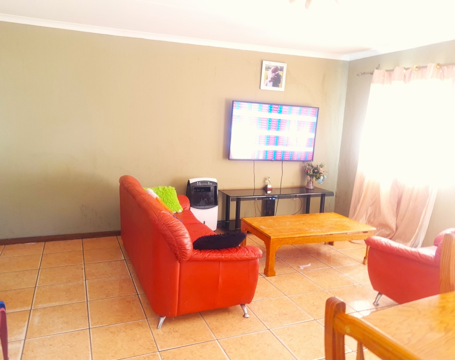2 Bedroom Property for Sale in Whitney Gardens Gauteng