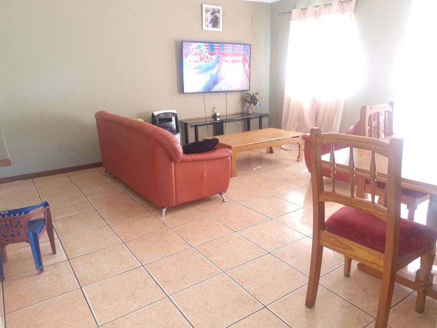 2 Bedroom Property for Sale in Whitney Gardens Gauteng