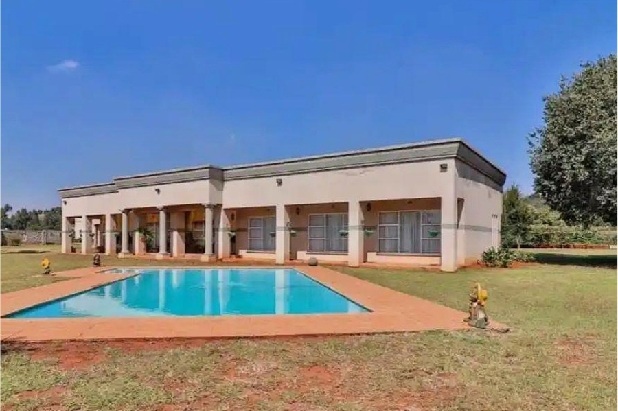 4 Bedroom Property for Sale in Tedderfield A H Gauteng