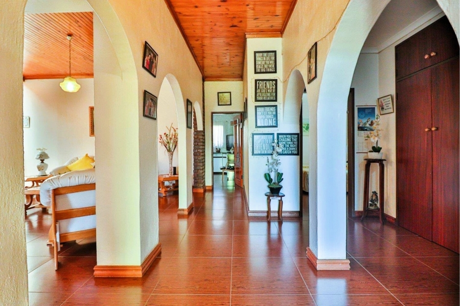 4 Bedroom Property for Sale in Tedderfield A H Gauteng