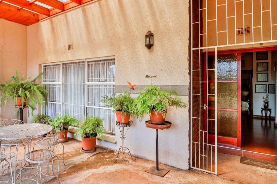 4 Bedroom Property for Sale in Tedderfield A H Gauteng