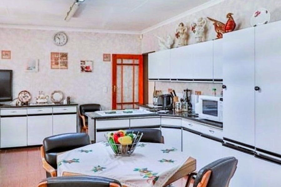 4 Bedroom Property for Sale in Tedderfield A H Gauteng