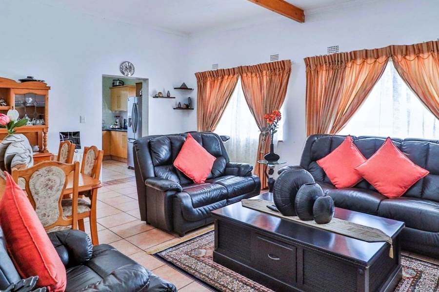 4 Bedroom Property for Sale in Tedderfield A H Gauteng