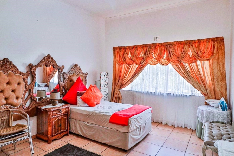 4 Bedroom Property for Sale in Tedderfield A H Gauteng