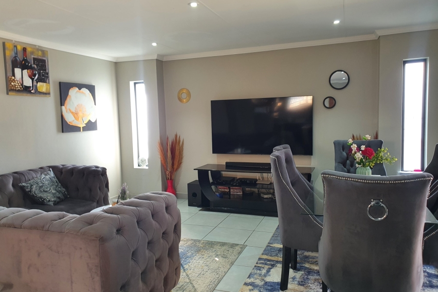 3 Bedroom Property for Sale in Lion Pride Gauteng