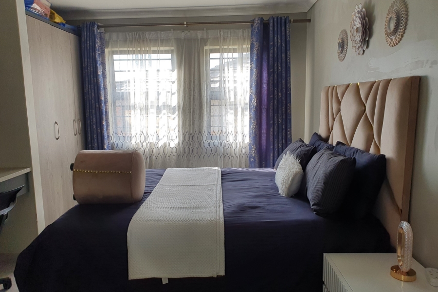 3 Bedroom Property for Sale in Lion Pride Gauteng