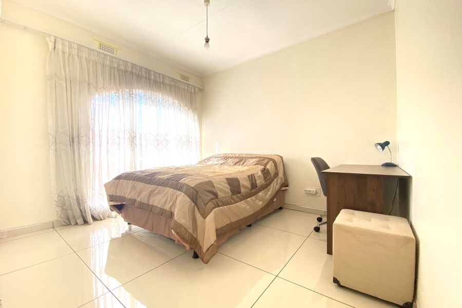 To Let 1 Bedroom Property for Rent in Ridgeway Gauteng