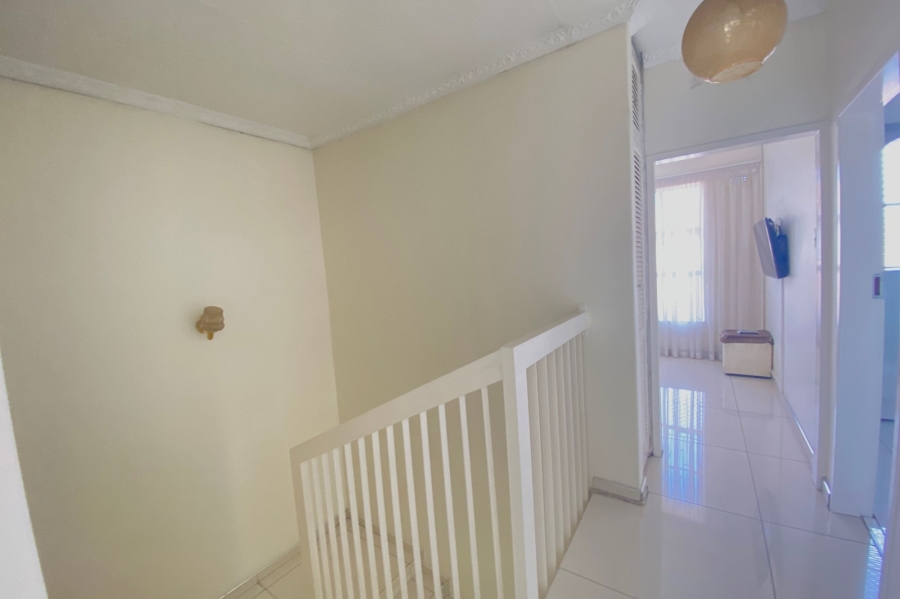 To Let 1 Bedroom Property for Rent in Ridgeway Gauteng