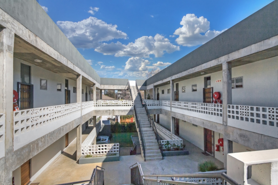 1 Bedroom Property for Sale in Victoria Gauteng