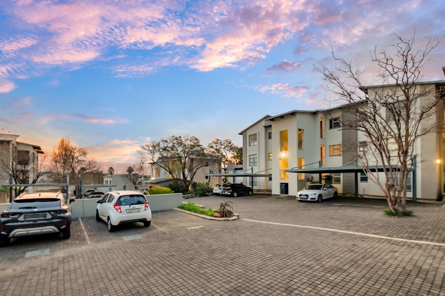 2 Bedroom Property for Sale in Wendywood Gauteng