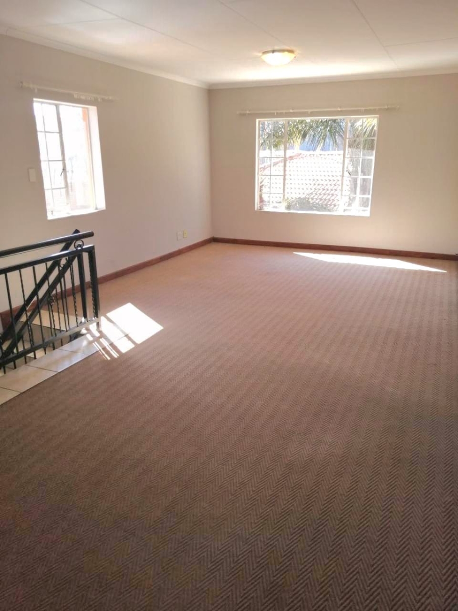 3 Bedroom Property for Sale in Six Fountains Residential Estate Gauteng