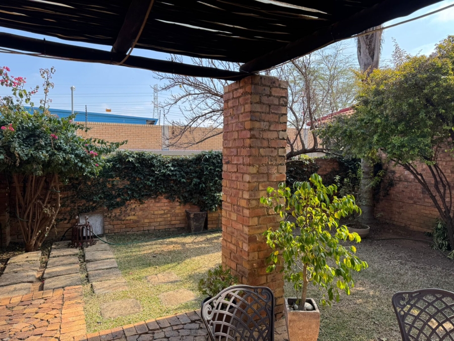3 Bedroom Property for Sale in Six Fountains Residential Estate Gauteng