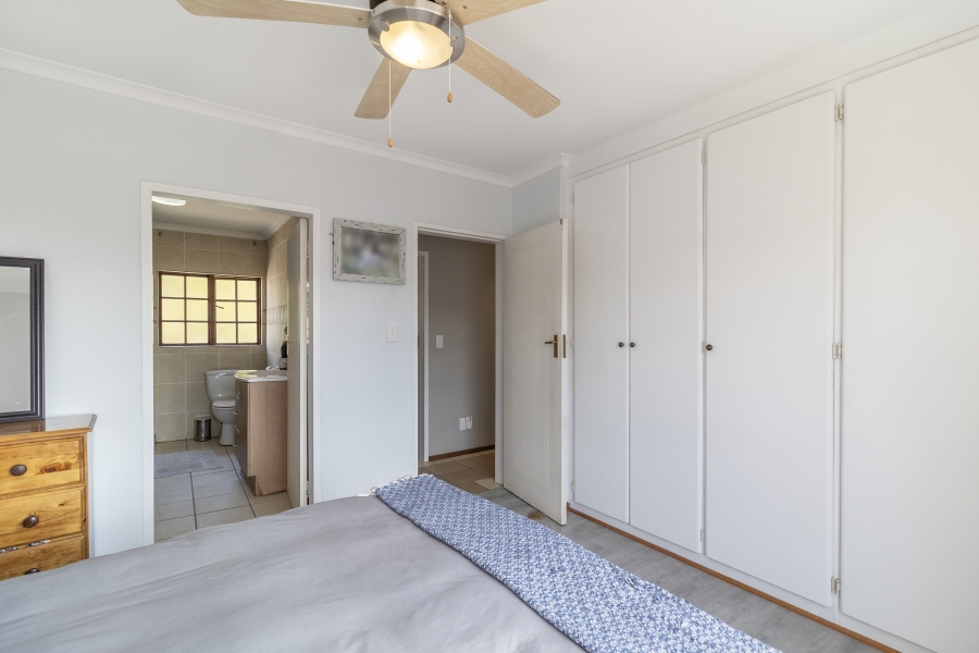 3 Bedroom Property for Sale in Rietvalleirand Gauteng