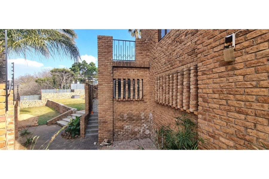 To Let 3 Bedroom Property for Rent in Bassonia Gauteng