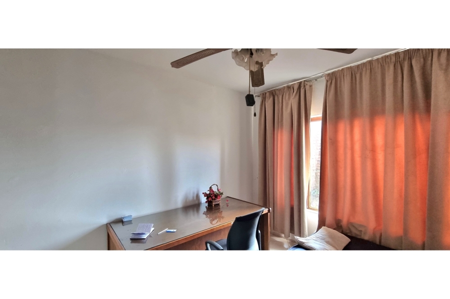 To Let 3 Bedroom Property for Rent in Bassonia Gauteng