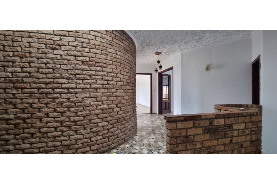 To Let 3 Bedroom Property for Rent in Bassonia Gauteng