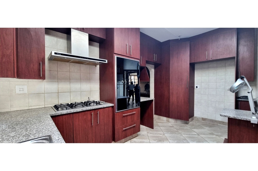 To Let 3 Bedroom Property for Rent in Bassonia Gauteng