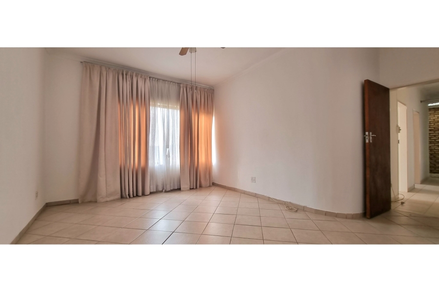 To Let 3 Bedroom Property for Rent in Bassonia Gauteng