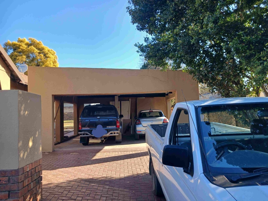 To Let 1 Bedroom Property for Rent in Bloubosrand Gauteng
