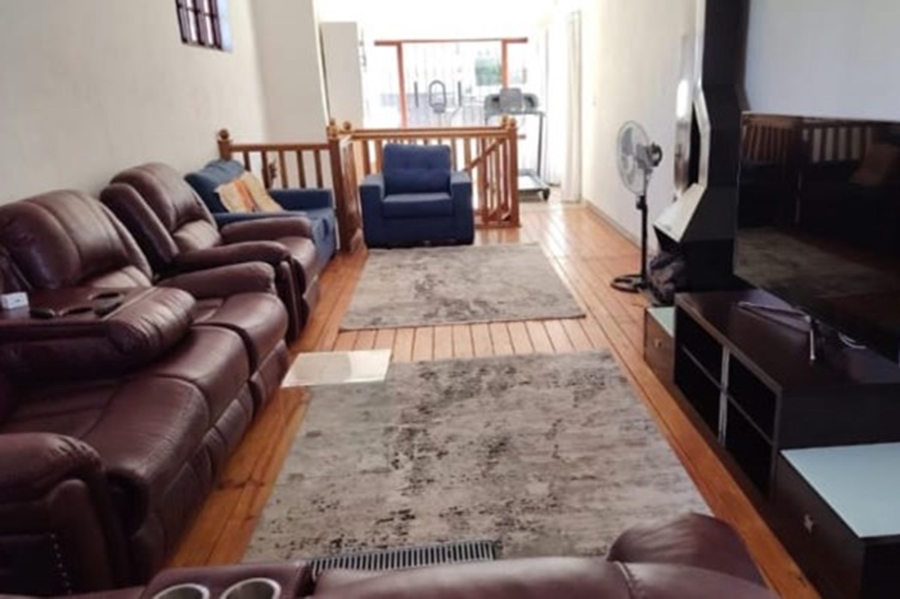 4 Bedroom Property for Sale in Northcliff Gauteng