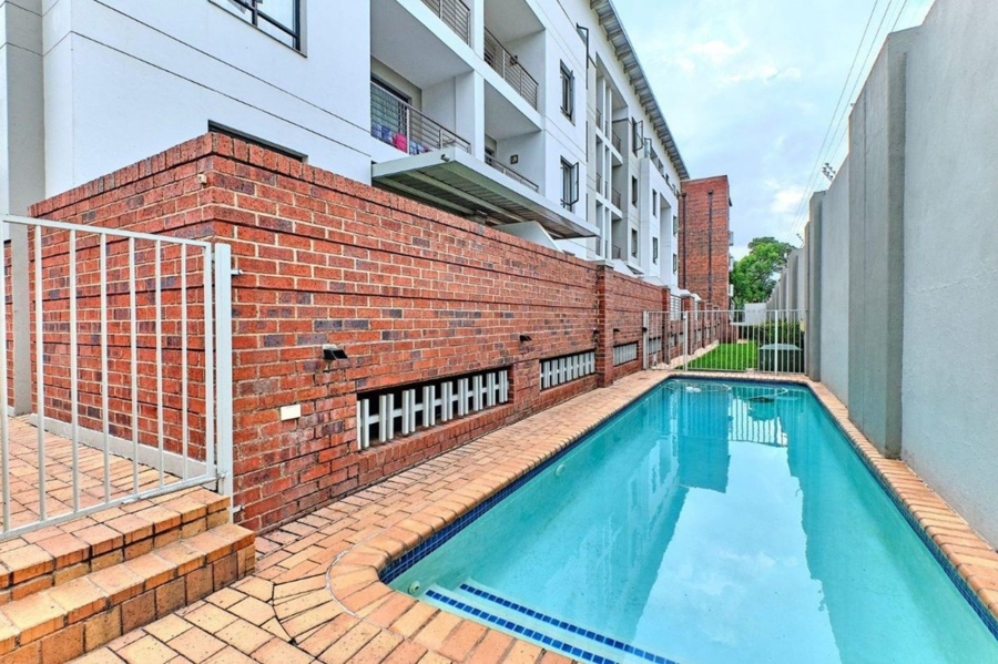 1 Bedroom Property for Sale in Rivonia Gauteng