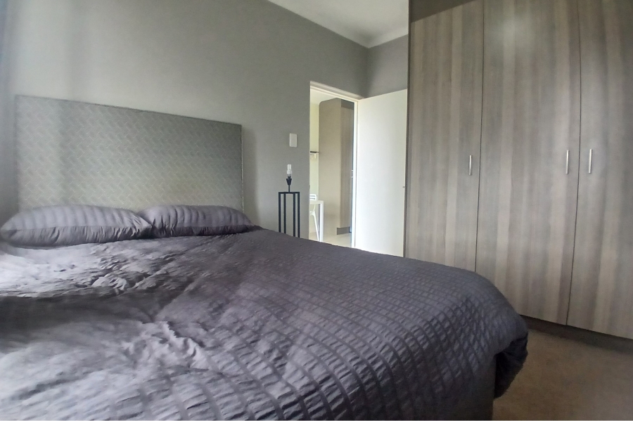 1 Bedroom Property for Sale in Rivonia Gauteng