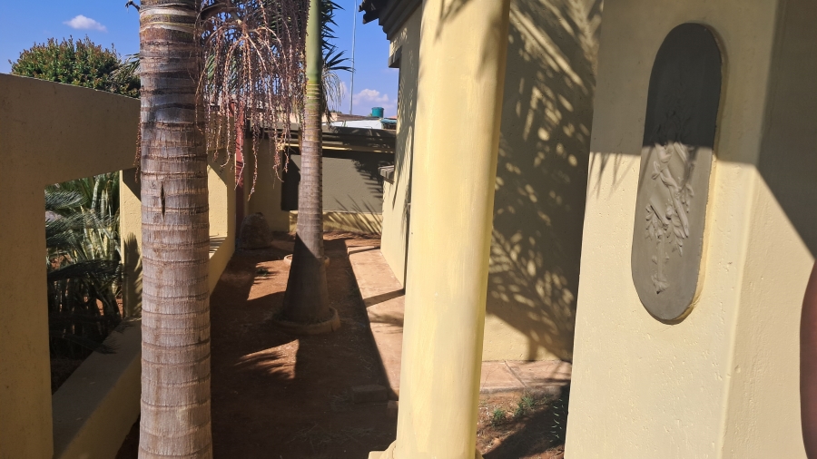3 Bedroom Property for Sale in Leeuwfontein Gauteng