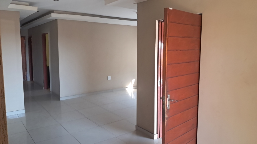3 Bedroom Property for Sale in Leeuwfontein Gauteng