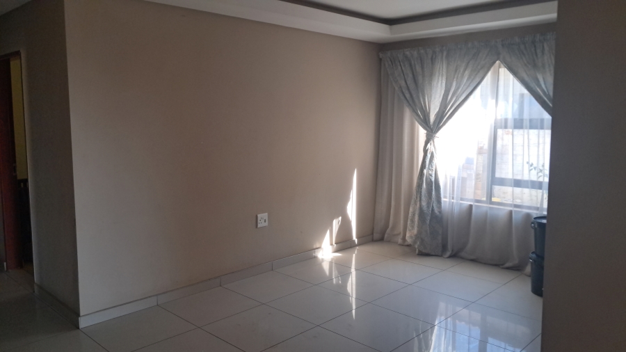 3 Bedroom Property for Sale in Leeuwfontein Gauteng