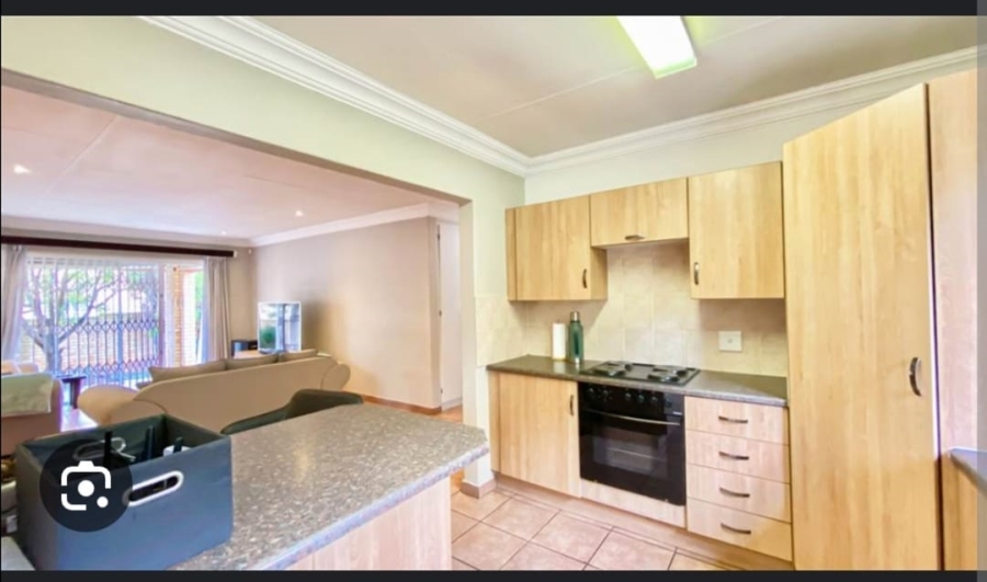 To Let 3 Bedroom Property for Rent in Kyalami Gauteng