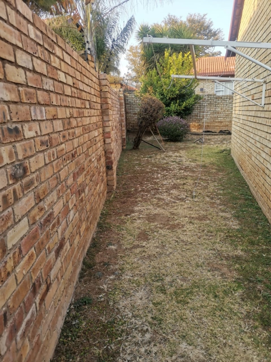 To Let 3 Bedroom Property for Rent in Kyalami Gauteng