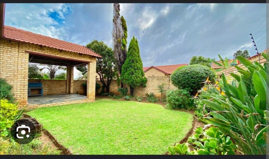 To Let 3 Bedroom Property for Rent in Kyalami Gauteng