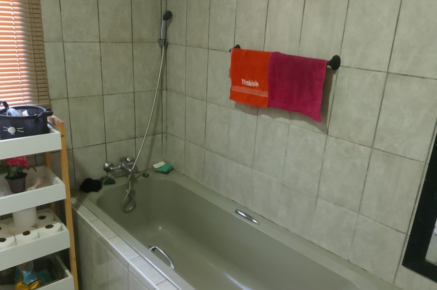 3 Bedroom Property for Sale in Lenasia Gauteng