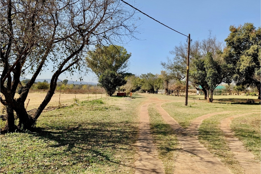 0 Bedroom Property for Sale in Kameeldrift West Gauteng