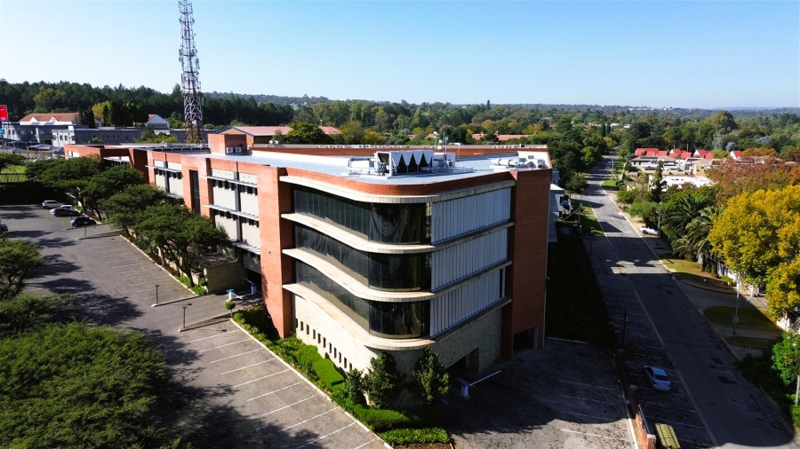 To Let commercial Property for Rent in Woodmead Gauteng