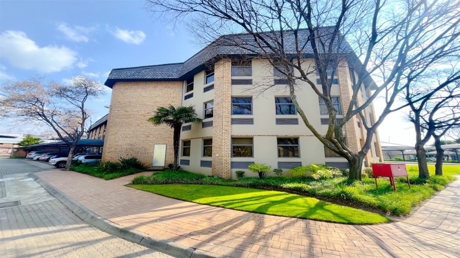 To Let commercial Property for Rent in Meadowdale Gauteng