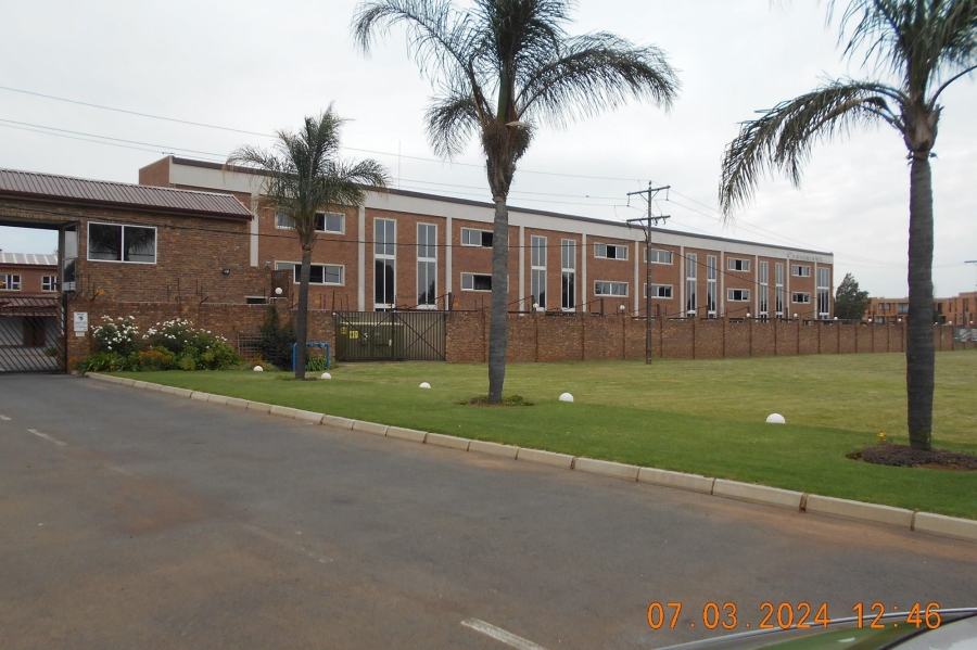 1 Bedroom Property for Sale in Brentwood Park Gauteng