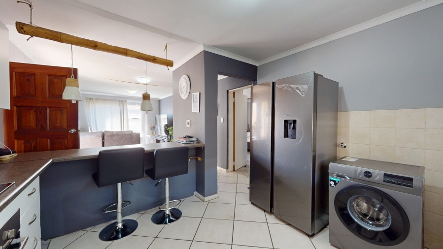 1 Bedroom Property for Sale in Witfield Gauteng