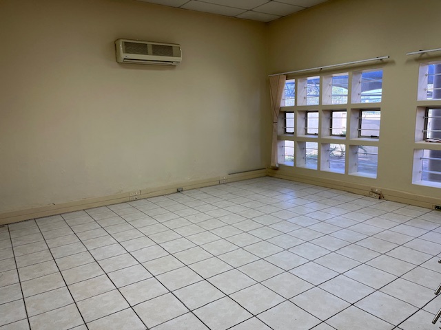 5 Bedroom Property for Sale in Edenvale Central Gauteng