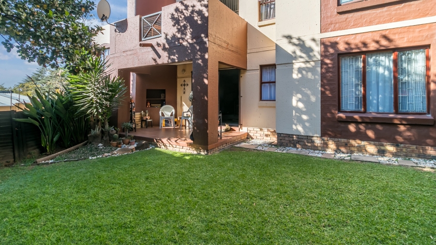 2 Bedroom Property for Sale in Bromhof Gauteng