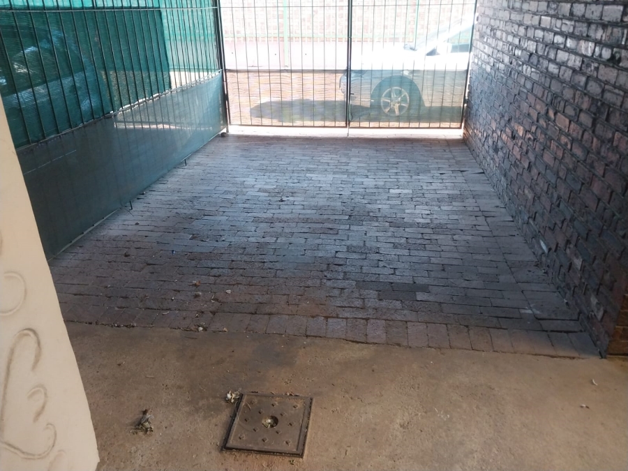 3 Bedroom Property for Sale in Sinoville Gauteng