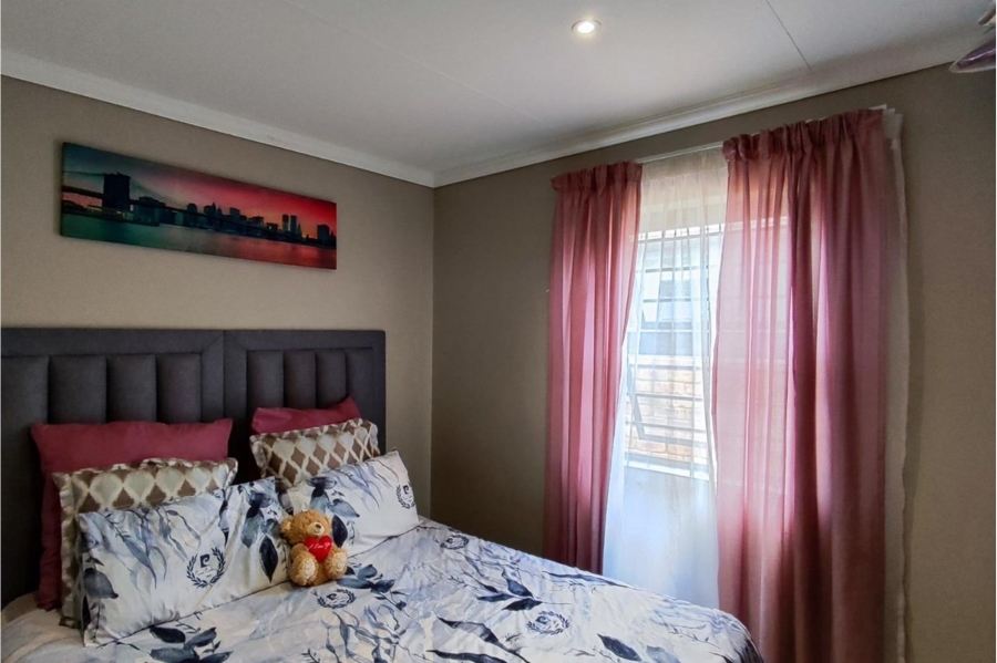 3 Bedroom Property for Sale in Lion Pride Gauteng