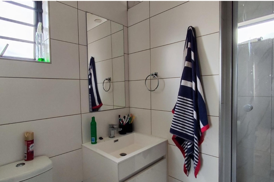 3 Bedroom Property for Sale in Lion Pride Gauteng